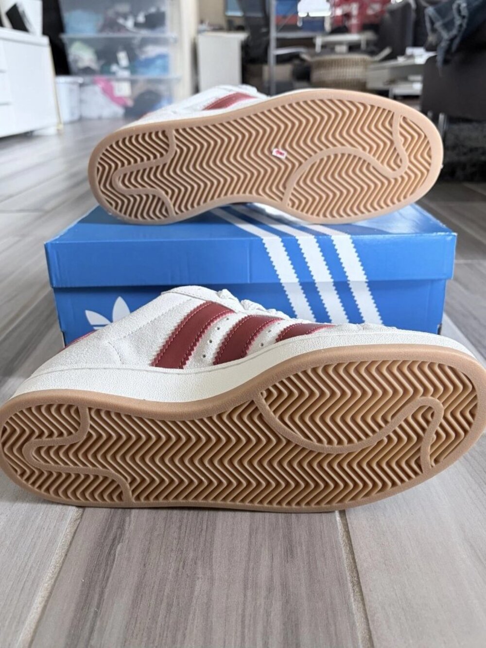 Women's adidas Originals Campus 00s Shoes - Crystal White Preloved Ruby JQ7783 - Picture 8 of 16